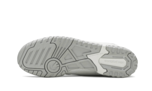 550 White Grey