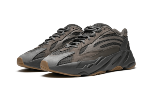 Heritage-Paris-Yeezy-700-V2-Geode-Sneakers-2_6ec753e3-82aa-4551-bd78-966c1071c351-1 Yeezy 700 V2 Geode
